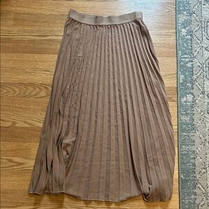 Pleated Midi Skirt
